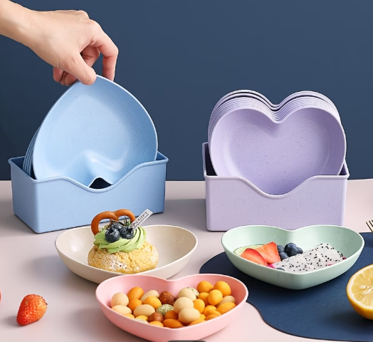 5pcs Plastic Heart-Shaped Plates