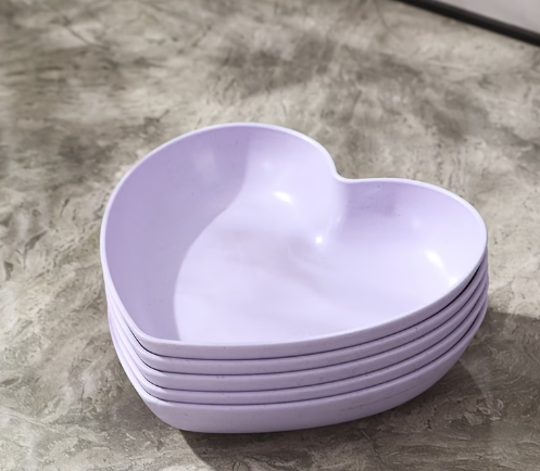 5pcs Plastic Heart-Shaped Plates